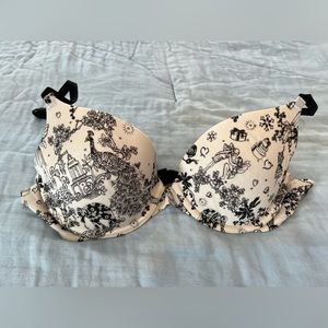 Victoria’s Secret 36B bio-fit style